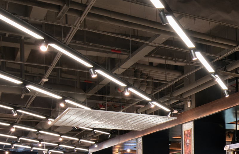 LG05R LED cu mai multe puteri Batten Fitture IP20
