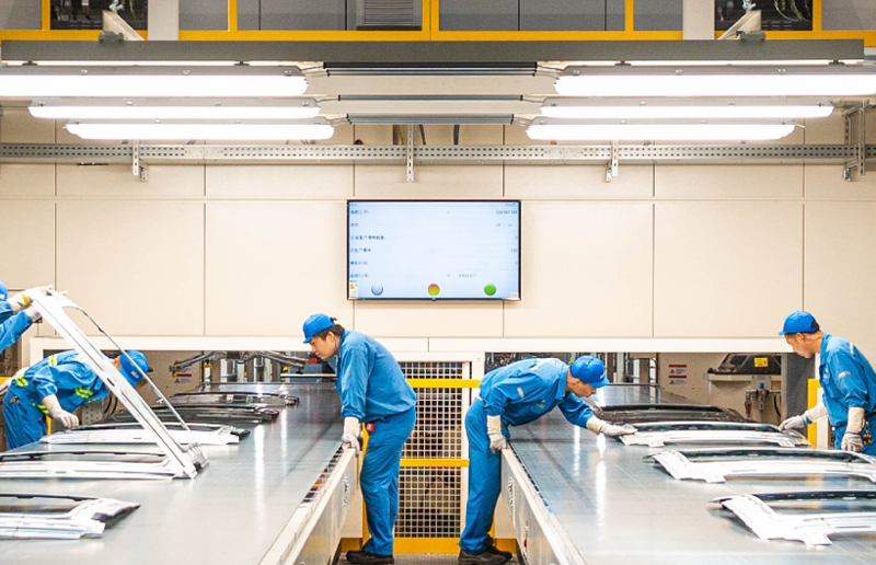 LG07Q AC220-240V LED-uri de economisire a energiei cu eficiență de înaltă eficiență LUME