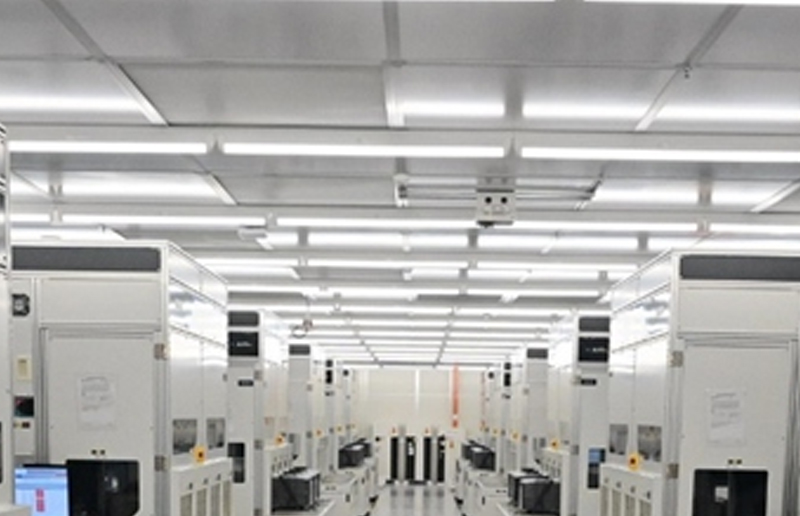 LG15D 120 ° BEAM LED SLIM LED BATTEN IP20